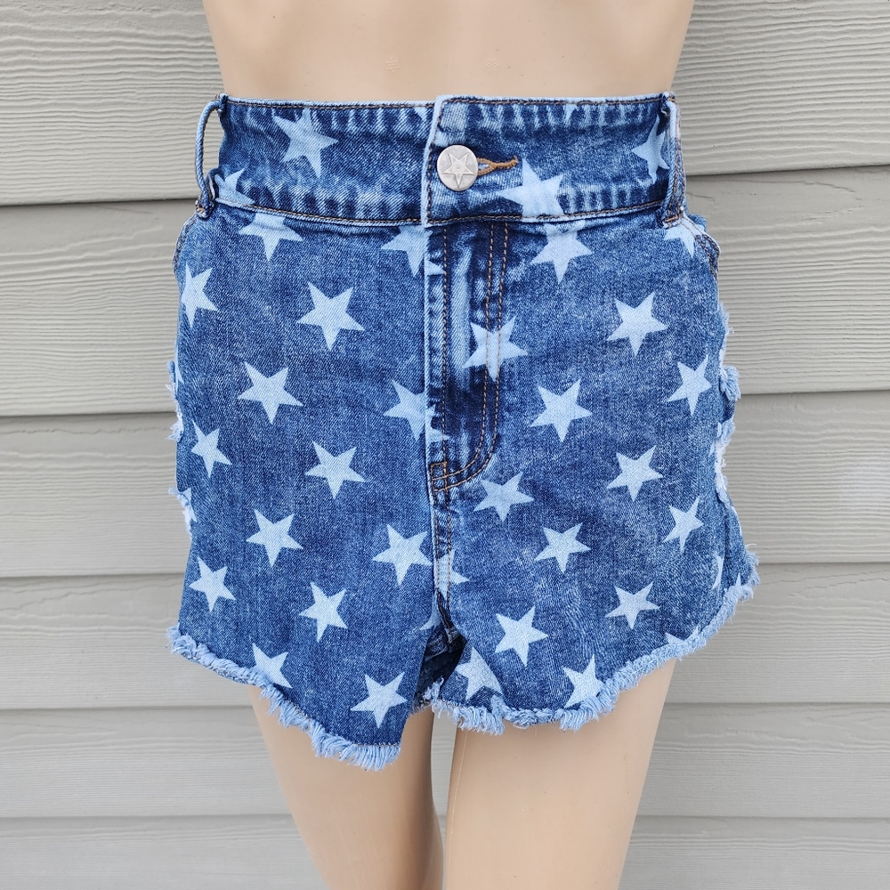 RUE 21 | Distressed Jean Shorts with Stars